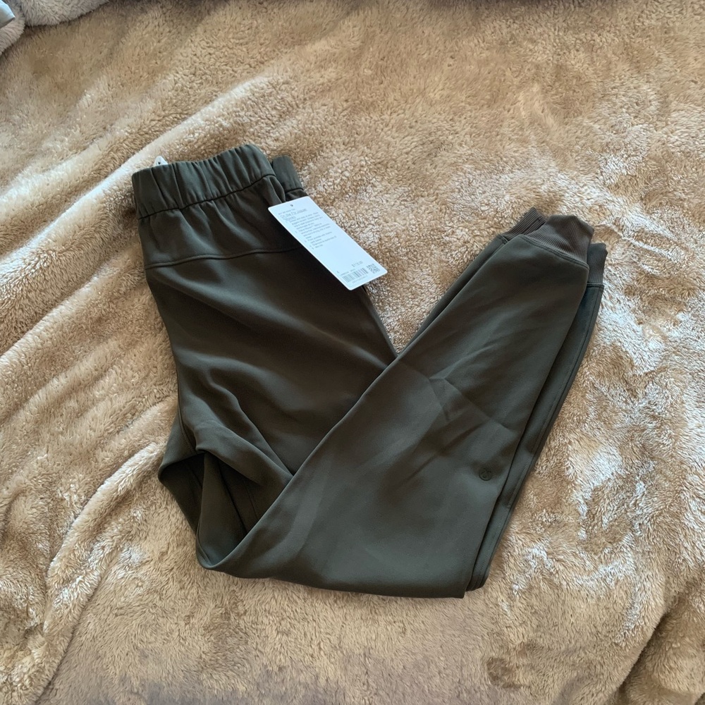 lululemon joggers
